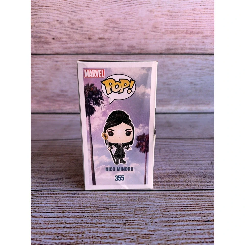 Funko Pop Marvel Runaways Nico Minoru #355 Vinyl Figure In Damaged Box